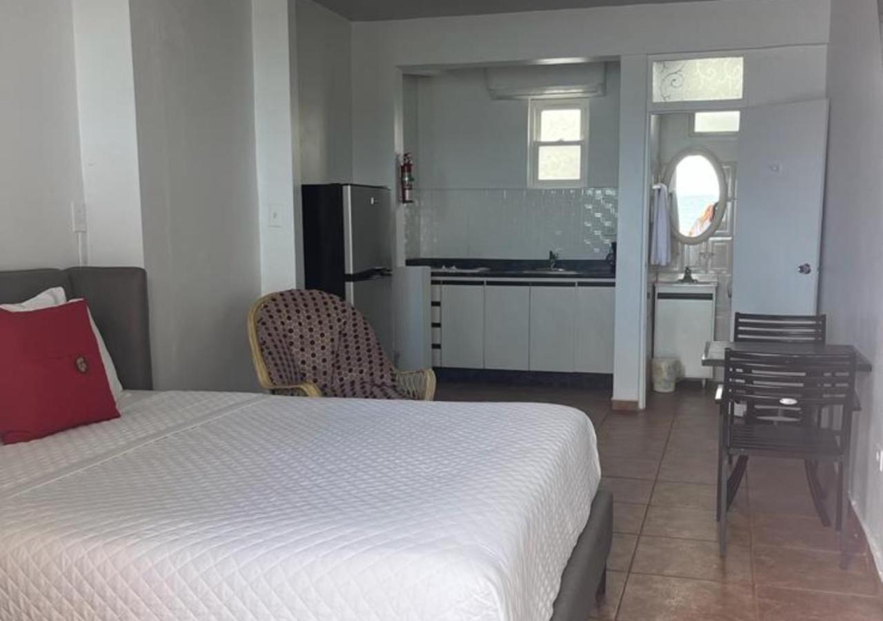 איזבלה Bella Surf Inn מראה חיצוני תמונה