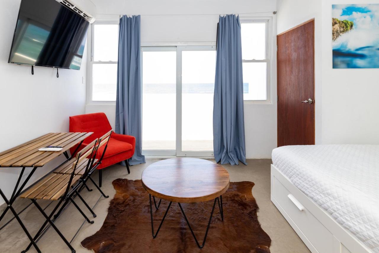 איזבלה Bella Surf Inn מראה חיצוני תמונה
